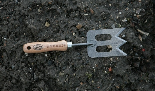 SPORK Hand-Spaten by Robert Todd