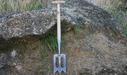 SPORK Gro�mutter by Robert Todd