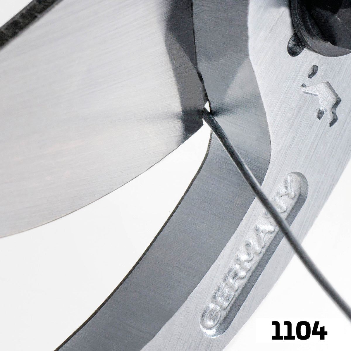 BERGER 1104 – Drahtschneidkerbe im Detail
