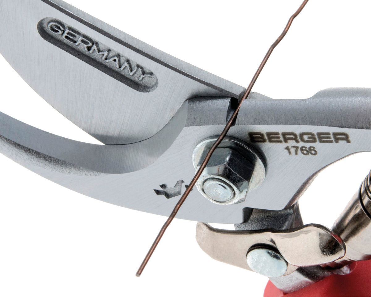 BERGER 1766 – Drahtschneidekerbe im Detail