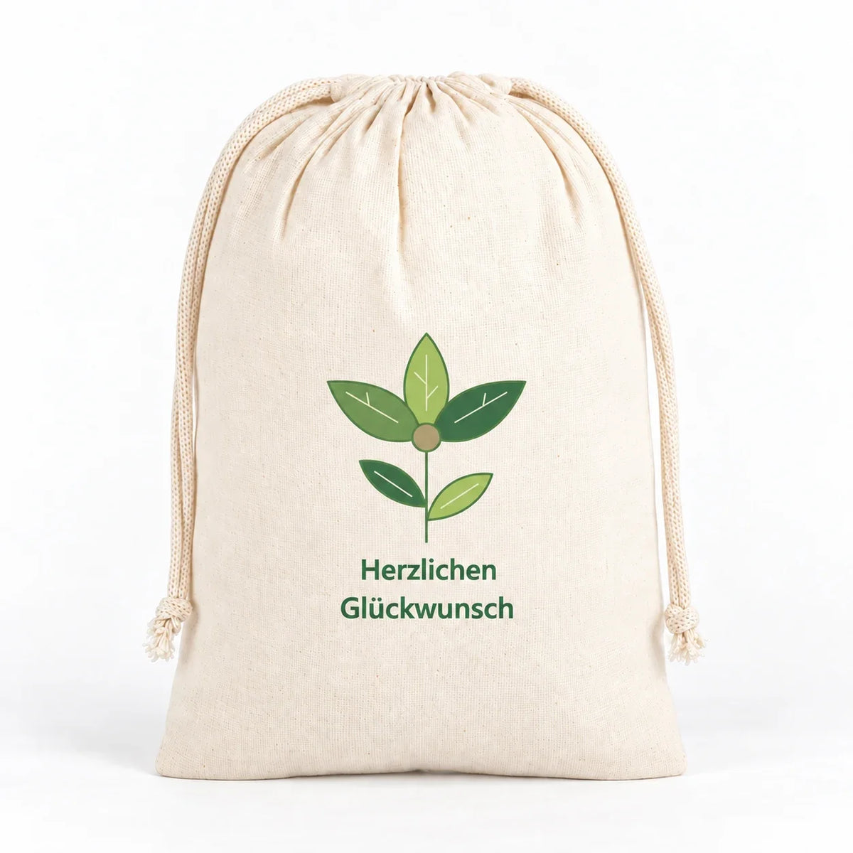 Naturfarbener Kordelzugbeutel mit einem Blütenmotiv aus grünen Blättern und dem Schriftzug „Herzlichen Glückwunsch“.