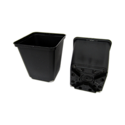 Vierkant-Anzuchttopf 7 × 7 × 8 cm in zwei Ansichten: Oberseite und Bodenlochung.
